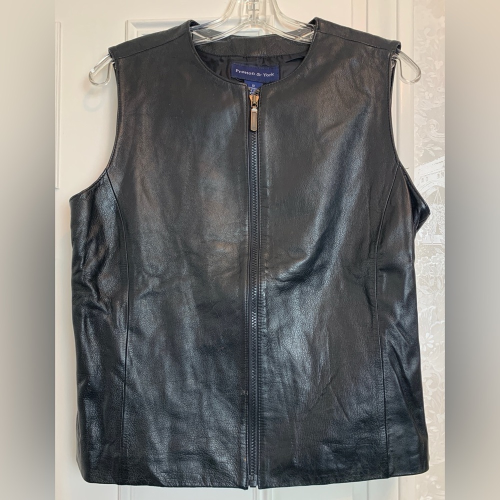 Vintage Preston & York women’s leather jacket